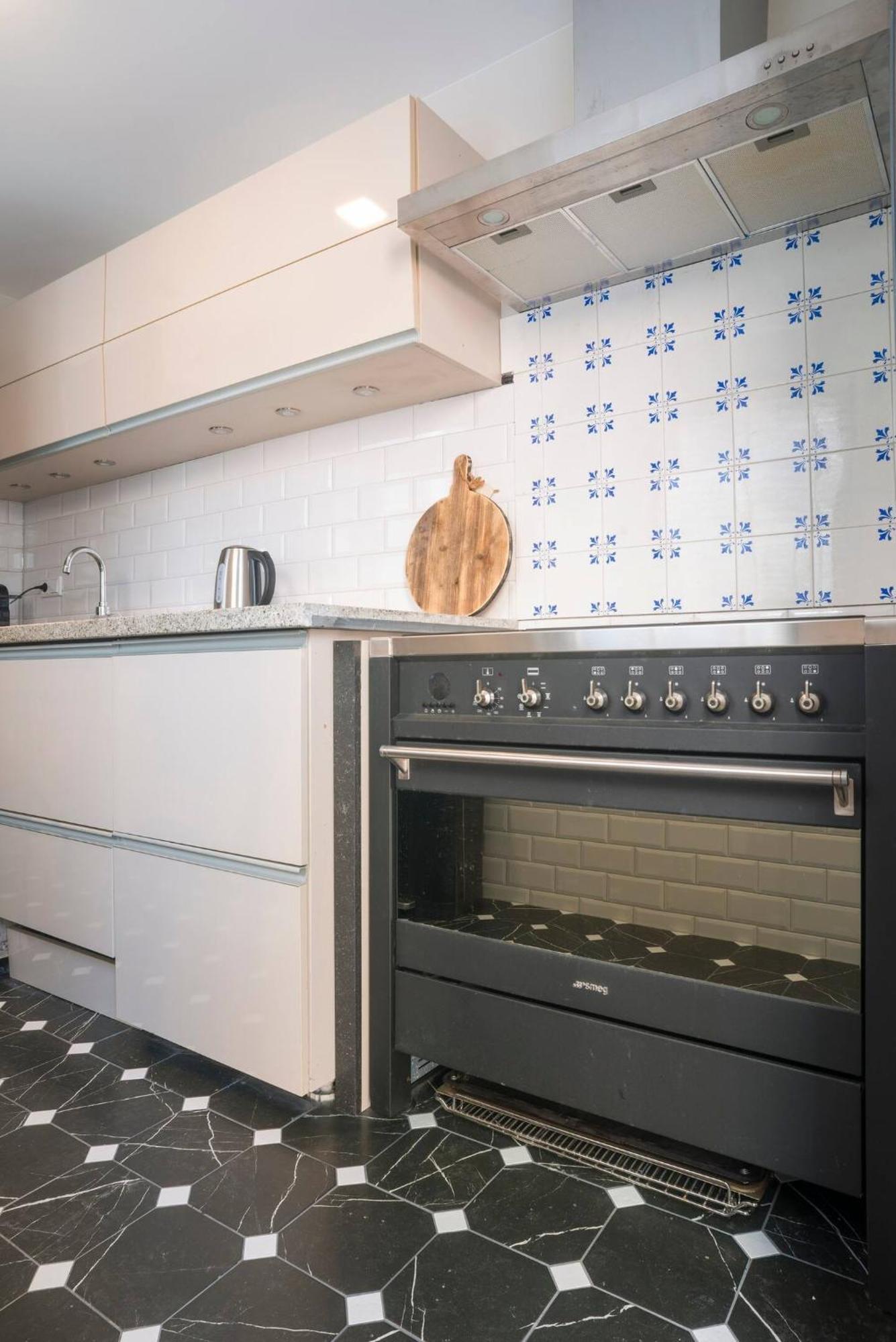 Petite Room With Wifi, Ac, And Shared Kitchen Tilburg Kültér fotó