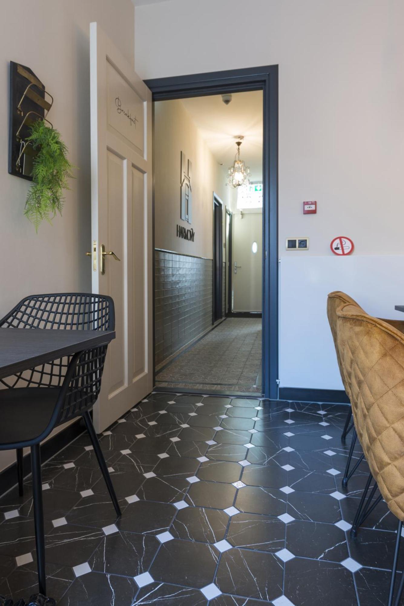 Petite Room With Wifi, Ac, And Shared Kitchen Tilburg Kültér fotó